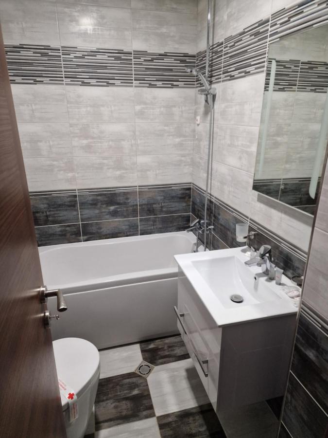 Hotel Alisa Pavel Banya Esterno foto