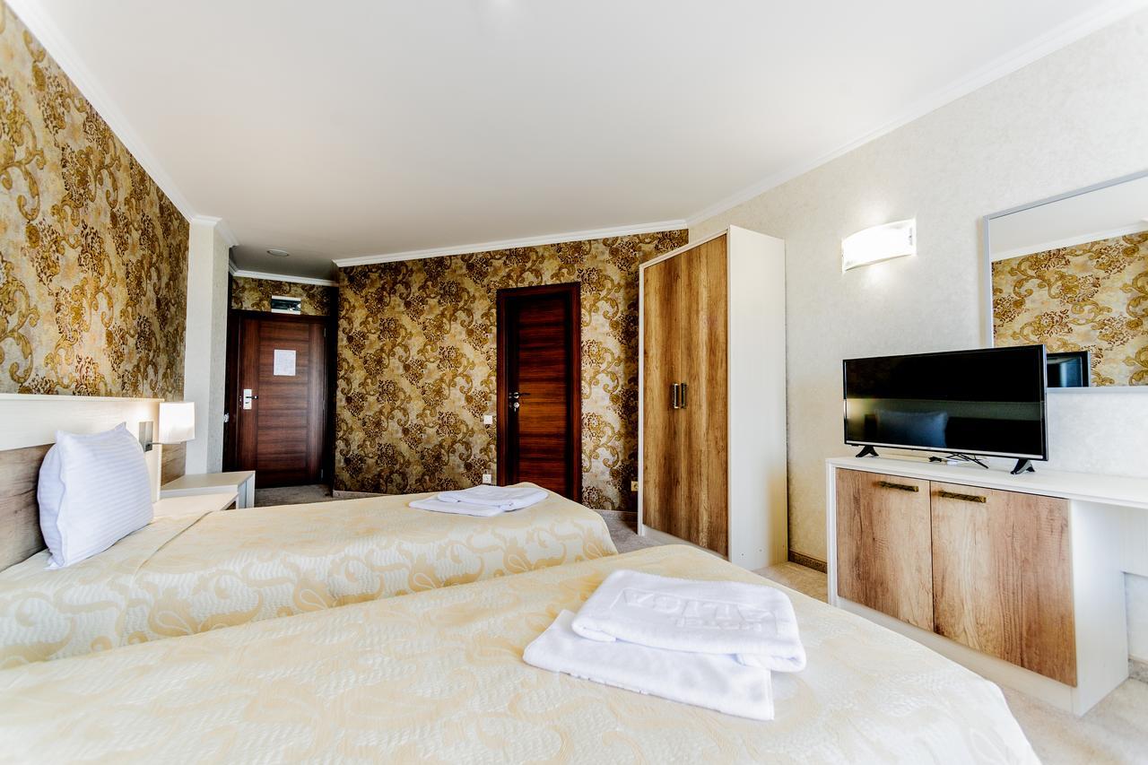 Hotel Alisa Pavel Banya Esterno foto