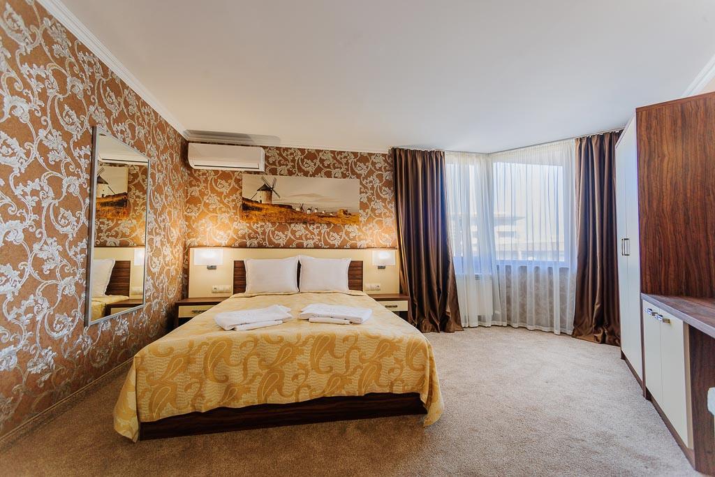 Hotel Alisa Pavel Banya Esterno foto