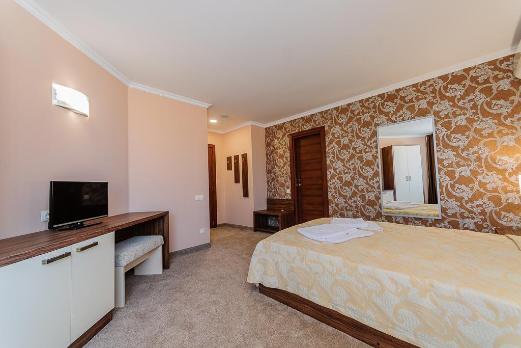 Hotel Alisa Pavel Banya Esterno foto